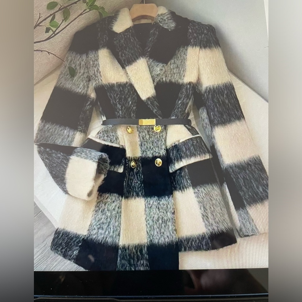 French retro Classic Check Belted Women’s Coat in Black & Cream